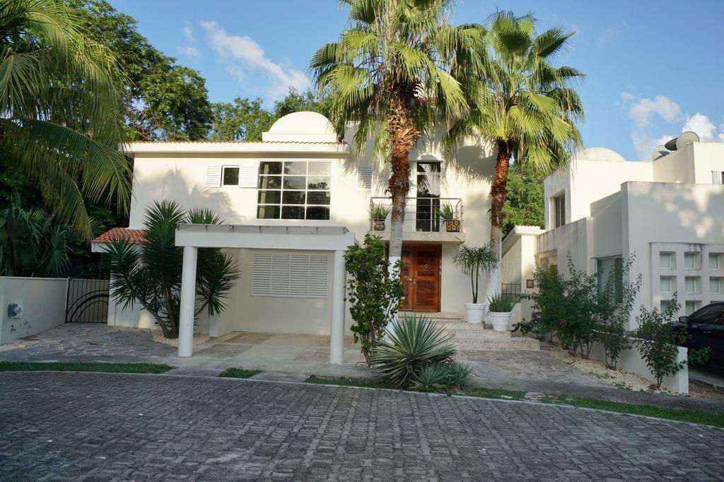 Casa Max By Playa Moments Villa Плая дел Кармен Екстериор снимка